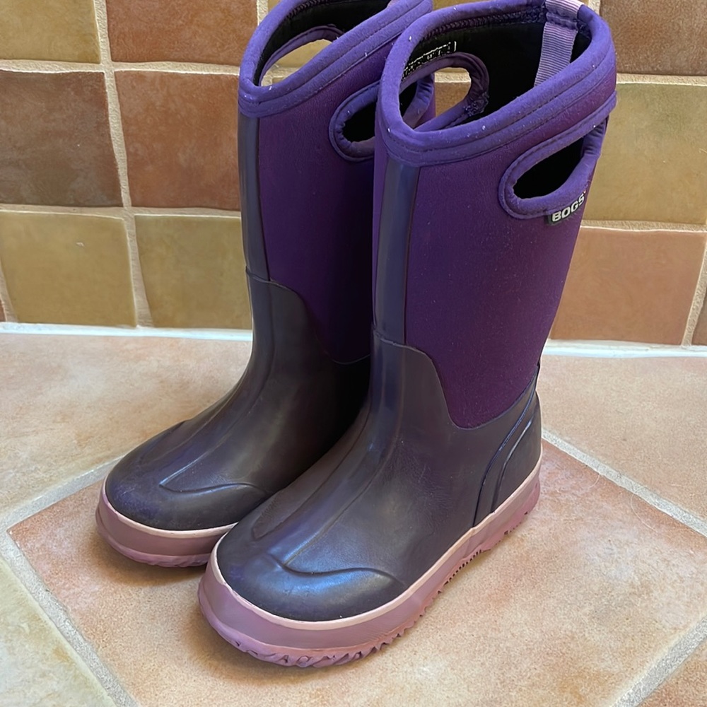 Bogs purple winter boots, size 13
